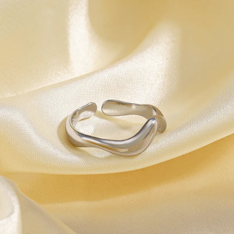 Anillo Ajustable "Priscila"