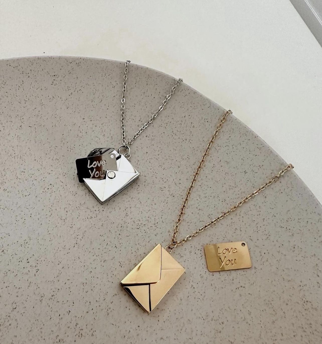 Collar "PD TE AMO" Dorado