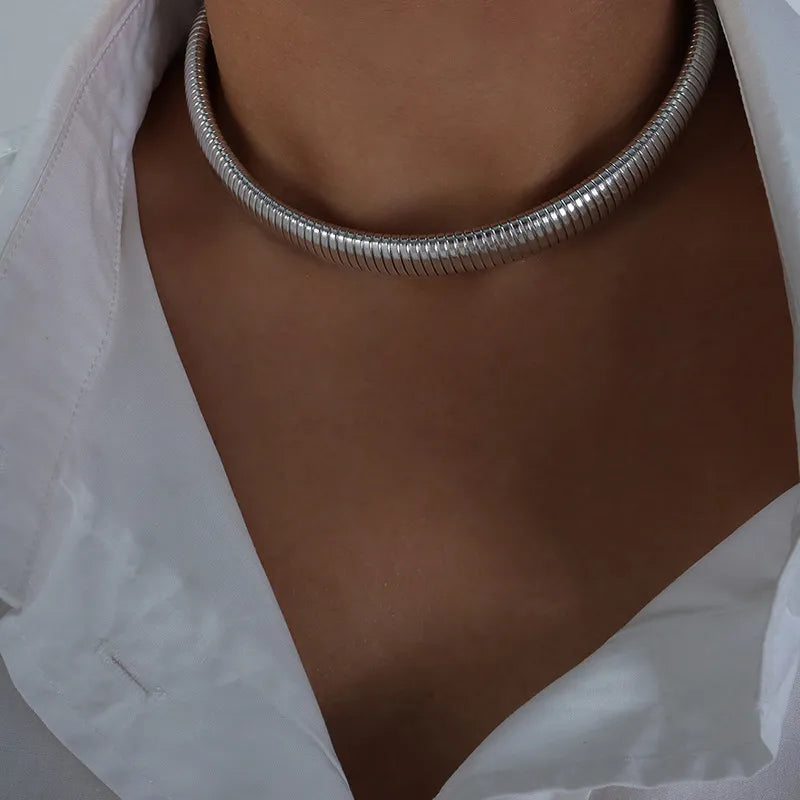Collar "Patricia" Plateado