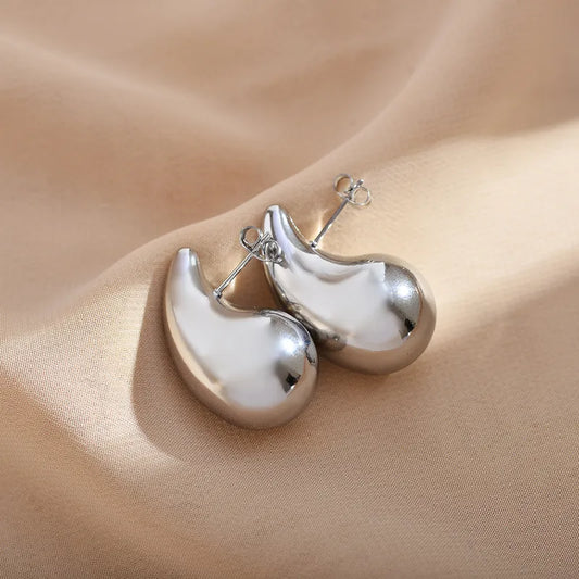 Aretes de gota gigantes plateados